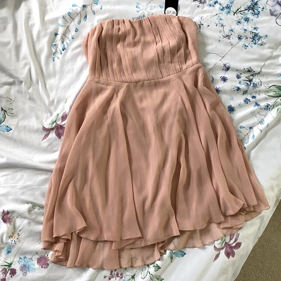 Dreamy strapless pink chiffon dress - Picture 1 of 1